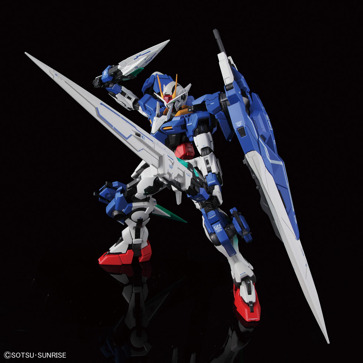 PG #18 00 Gundam Seven Sword/G - Image 4
