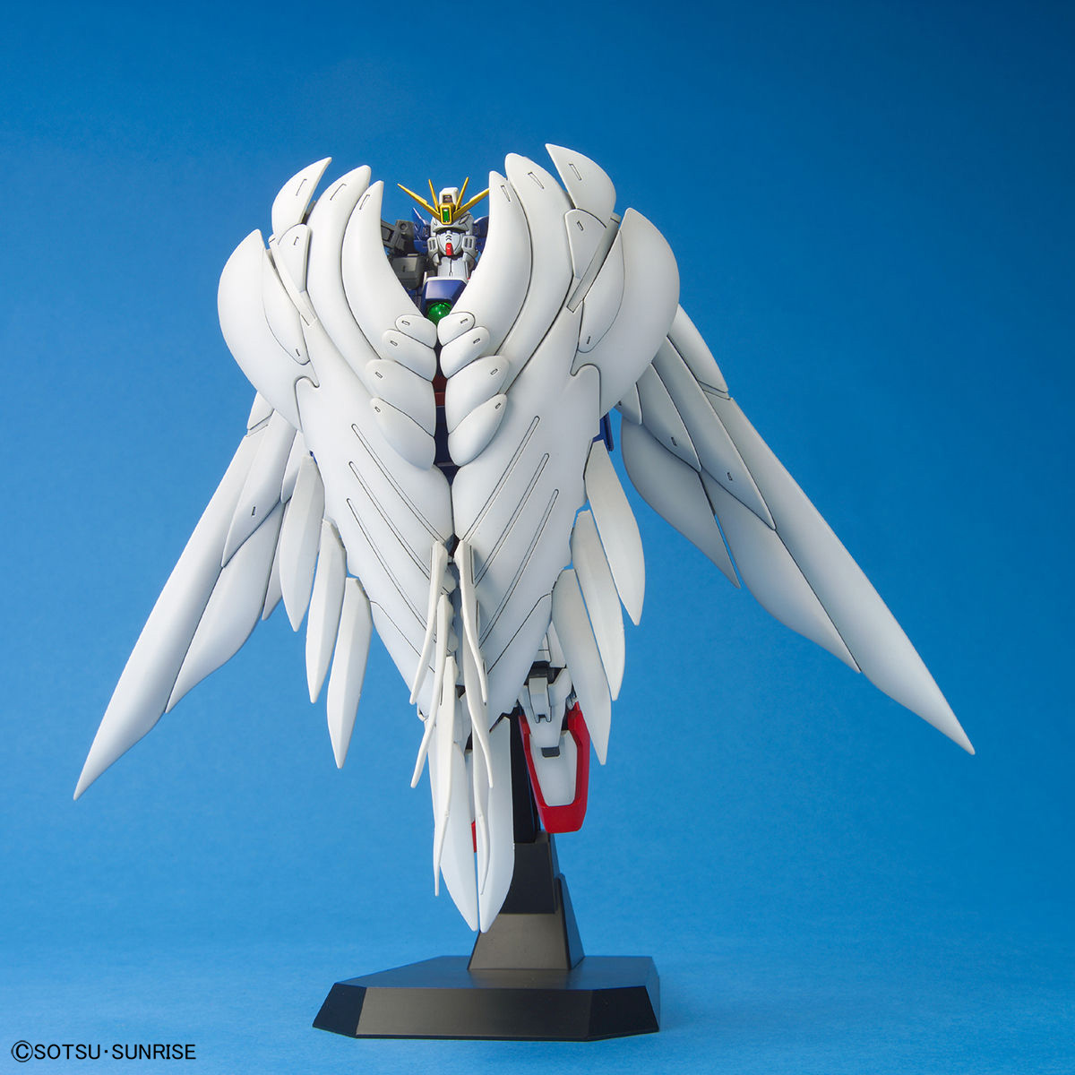 MG #075 Wing Gundam Zero - Image 4
