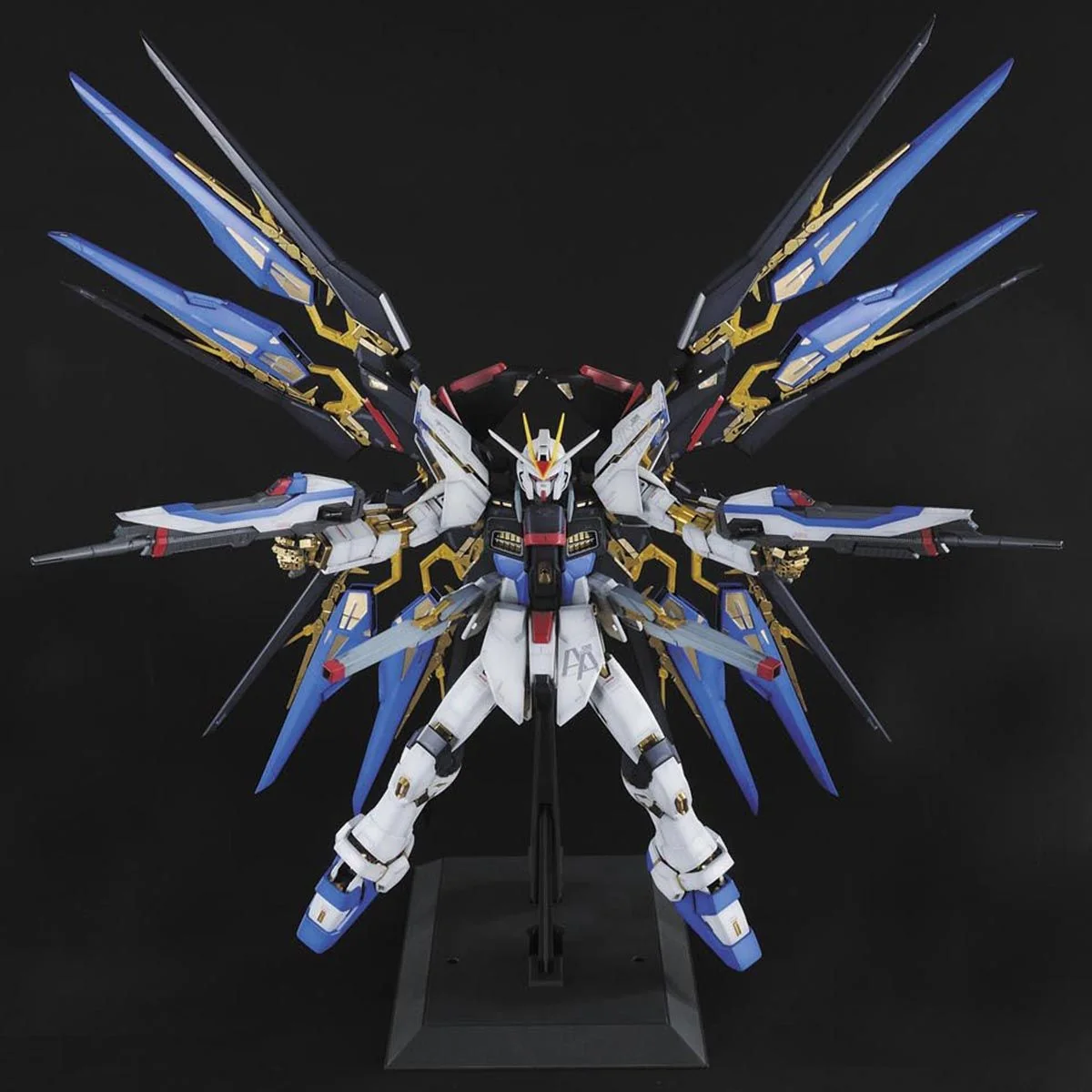 PG #14 Strike Freedom Gundam - Image 2